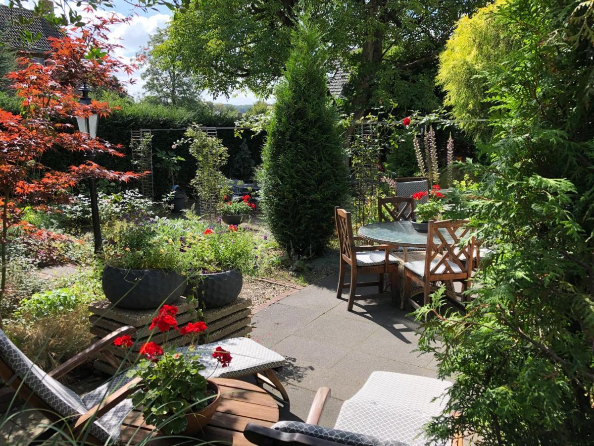 Walnut Lodge Bed & Breakfast 诺尔贝克 外观 照片